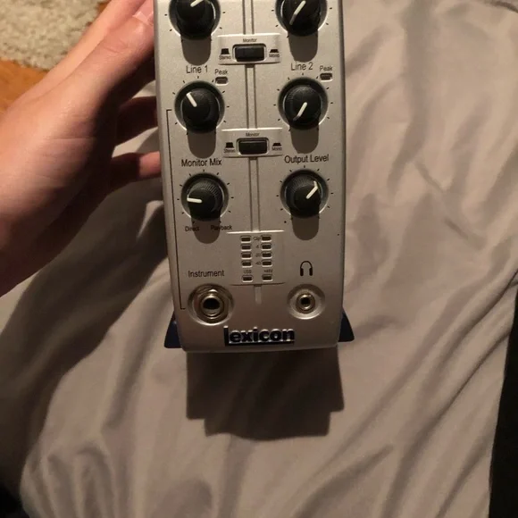 Lexicon Lambda Interface/Preamp - Picture 2 of 4